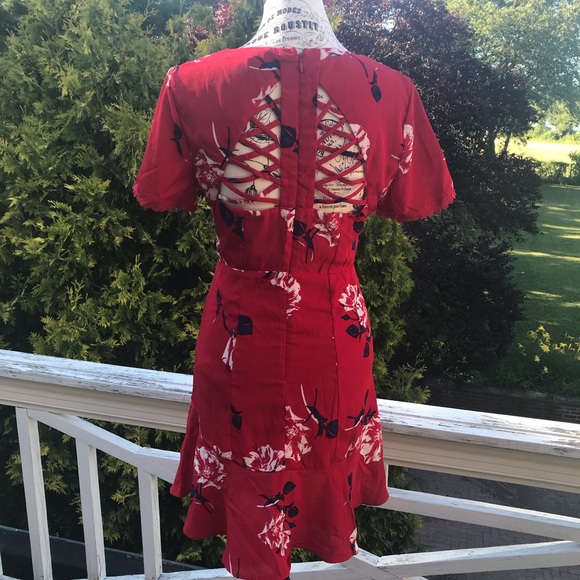 NWOT SOCIALITE Red Strappy Back Mini Dress Small - Picture 5 of 8